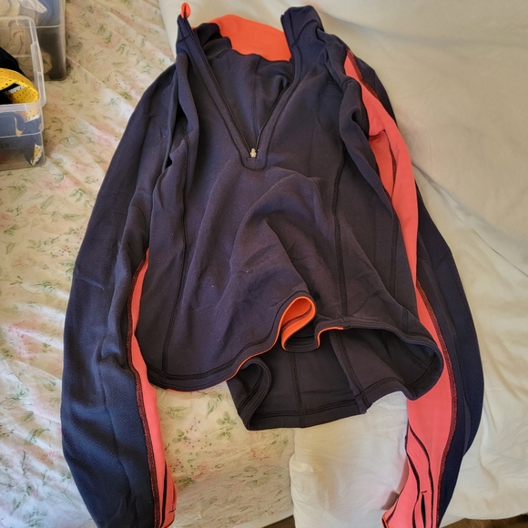 Lululemon - Picture 3 of 5